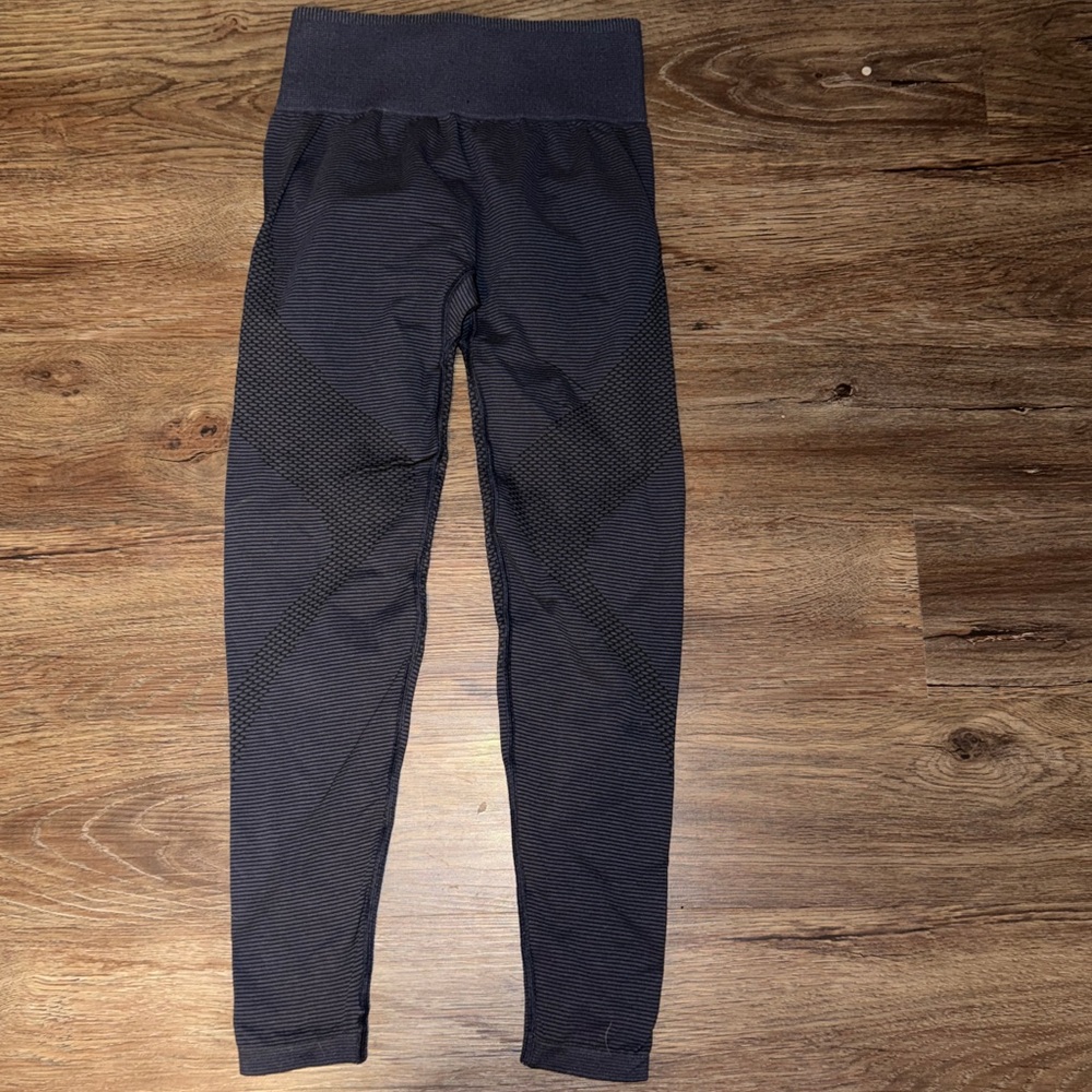 💙 EUC Gymshark Compression Leggings